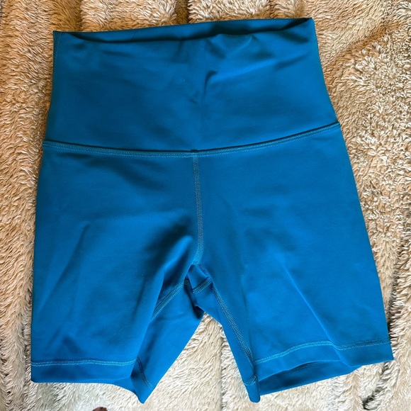 Lululemon Wunder Train High Rise 6” Shorts - Picture 1 of 6